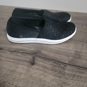 Clarks cloudsteppers women's slip on shoes size 6